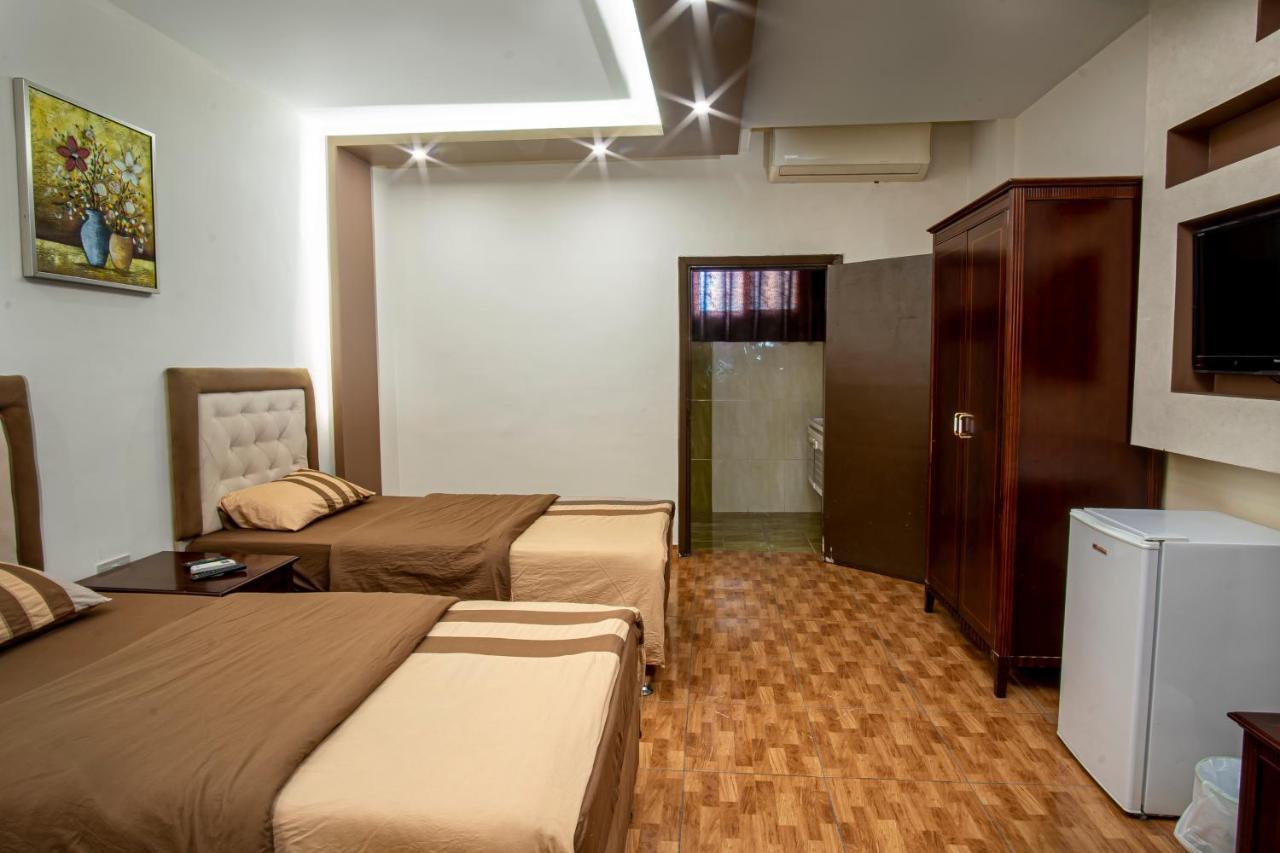 Al Riyati Hotel Apartments Akaba Buitenkant foto