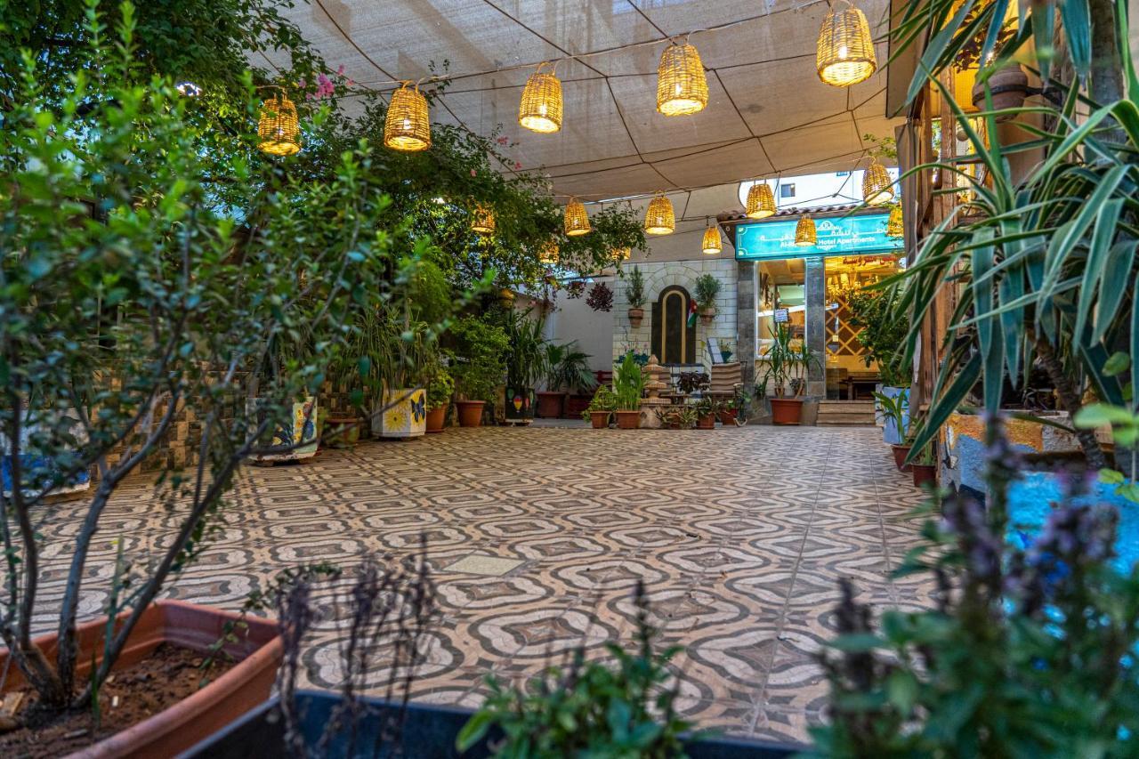 Al Riyati Hotel Apartments Akaba Buitenkant foto