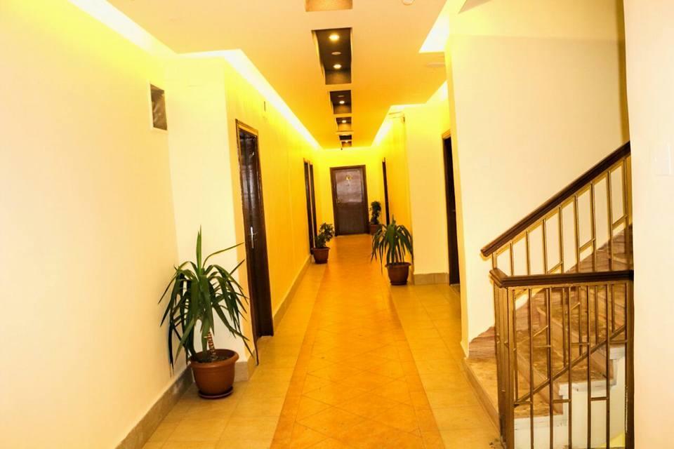 Al Riyati Hotel Apartments Akaba Buitenkant foto