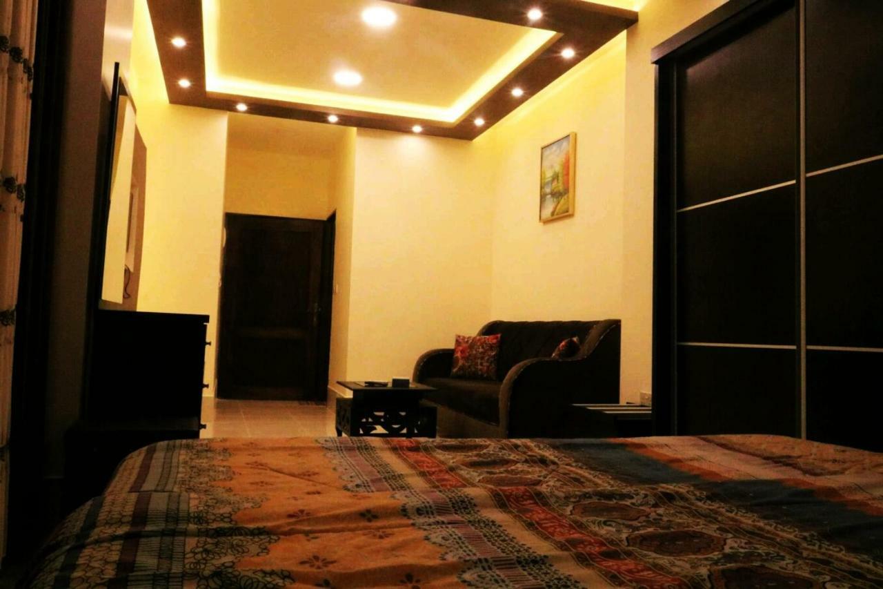 Al Riyati Hotel Apartments Akaba Buitenkant foto